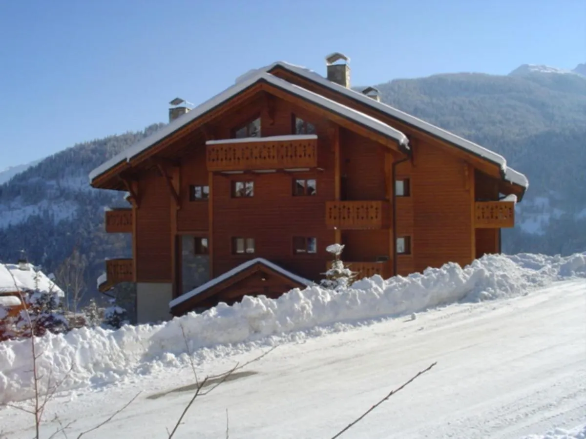 Charmant 3 Pieces Avec Terrasse, Stationnement, Animaux Acceptes A Meribel - Fr-1-411-620 Les Allues Apartment