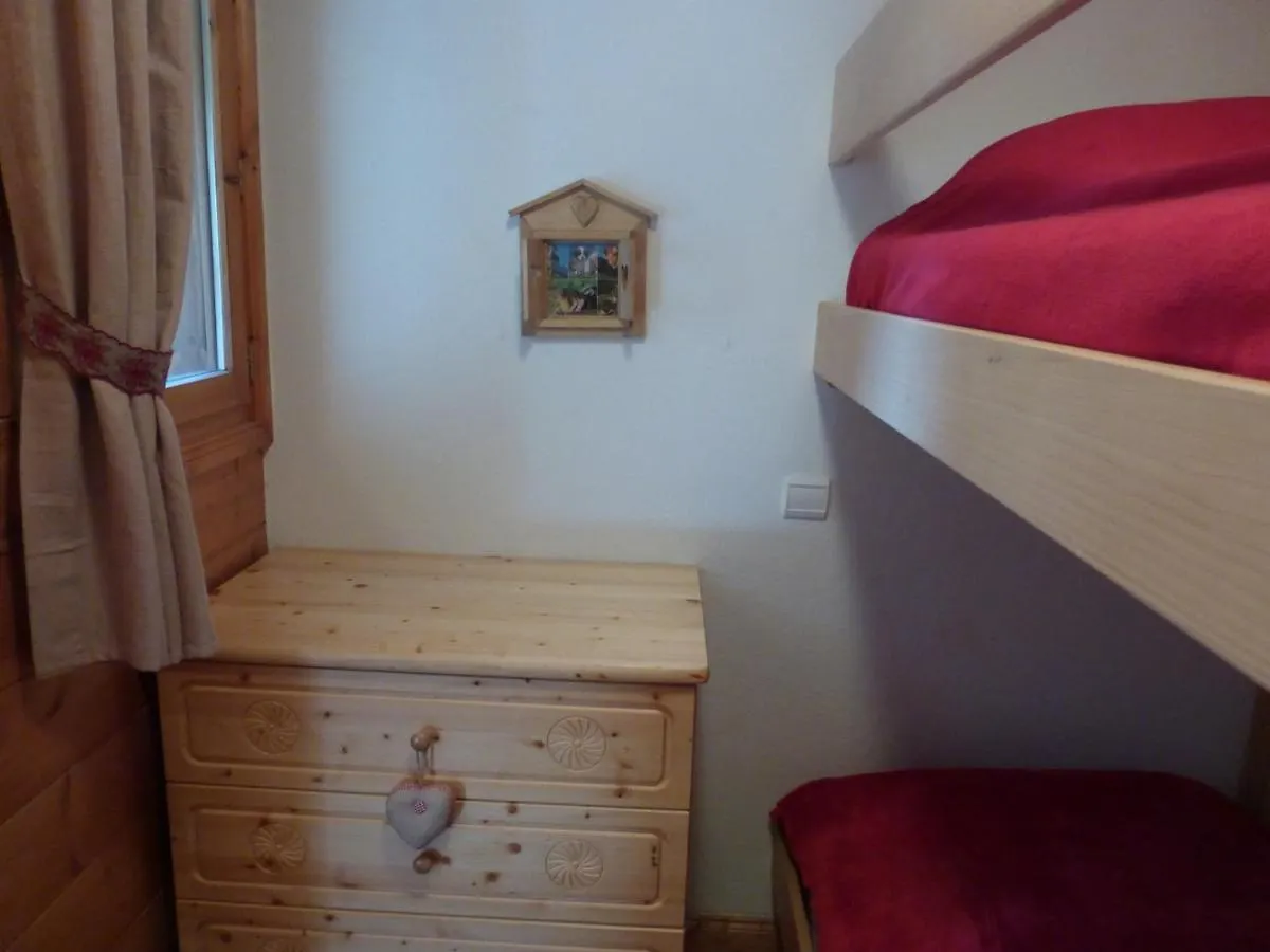 Apartment Charmant 3 Pieces Avec Terrasse, Stationnement, Animaux Acceptes A Meribel - Fr-1-411-620 Les Allues France